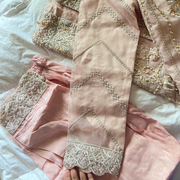 Peach Pakistani Indian salwar kameez suit eid collection party wear ethic suit - Picture 4 of 13
